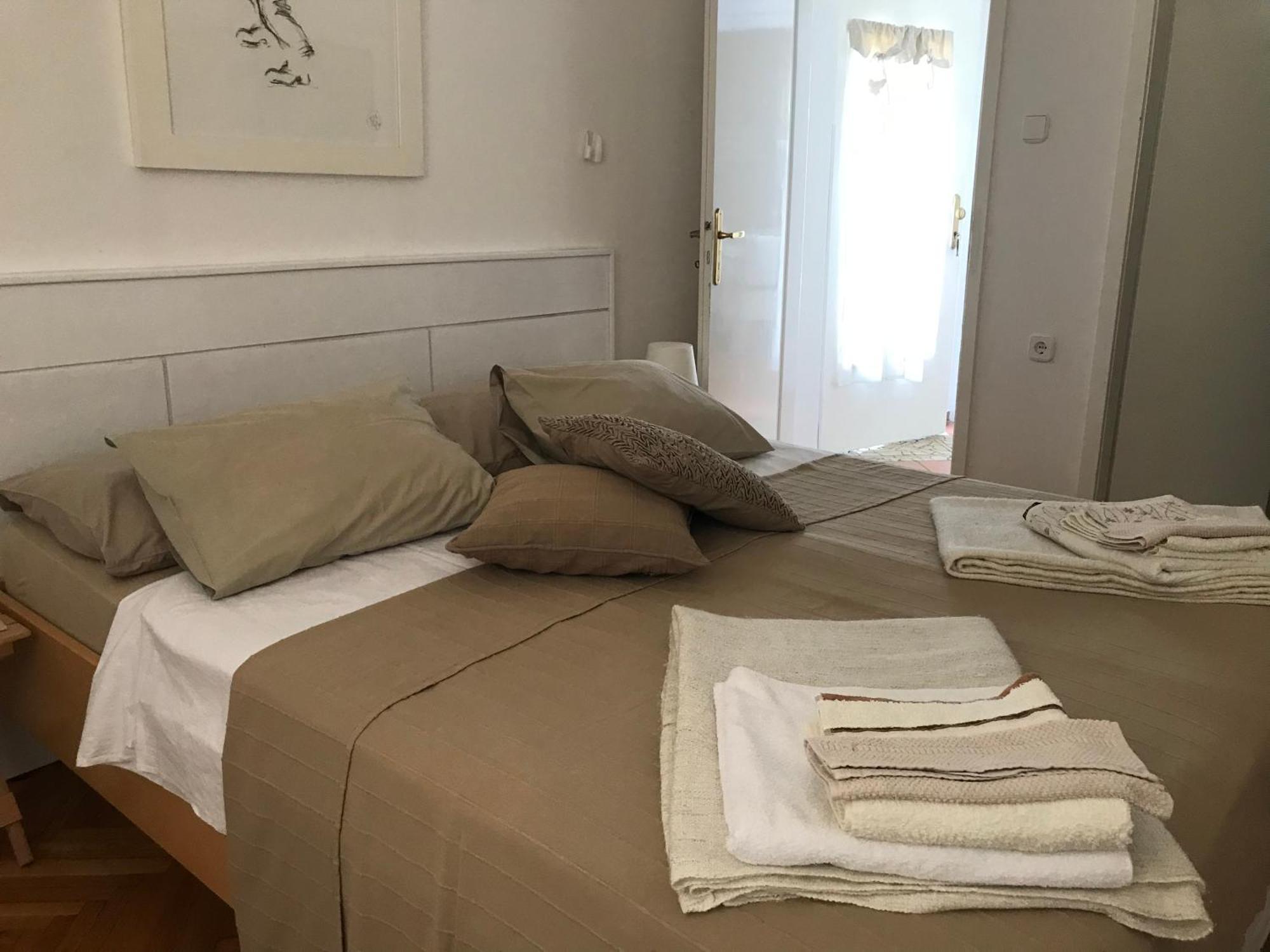 Apartments Lorenandreja Rab Town Extérieur photo